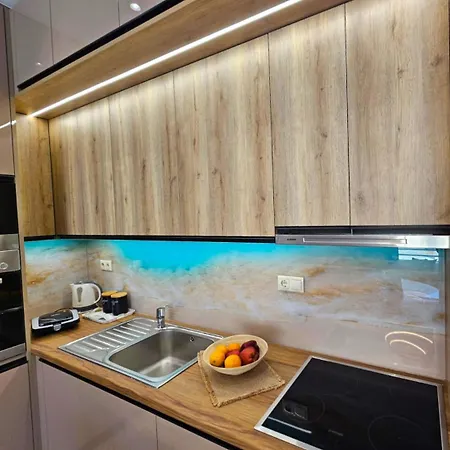 Agora Luxury Apartment 8 Loutraki  Exterior photo