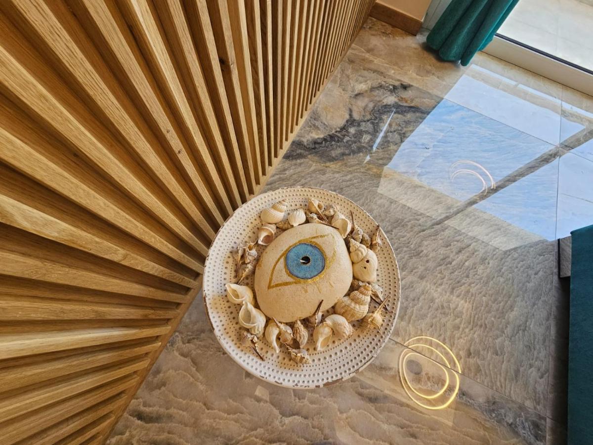 Apartment Agora Luxury 8 *