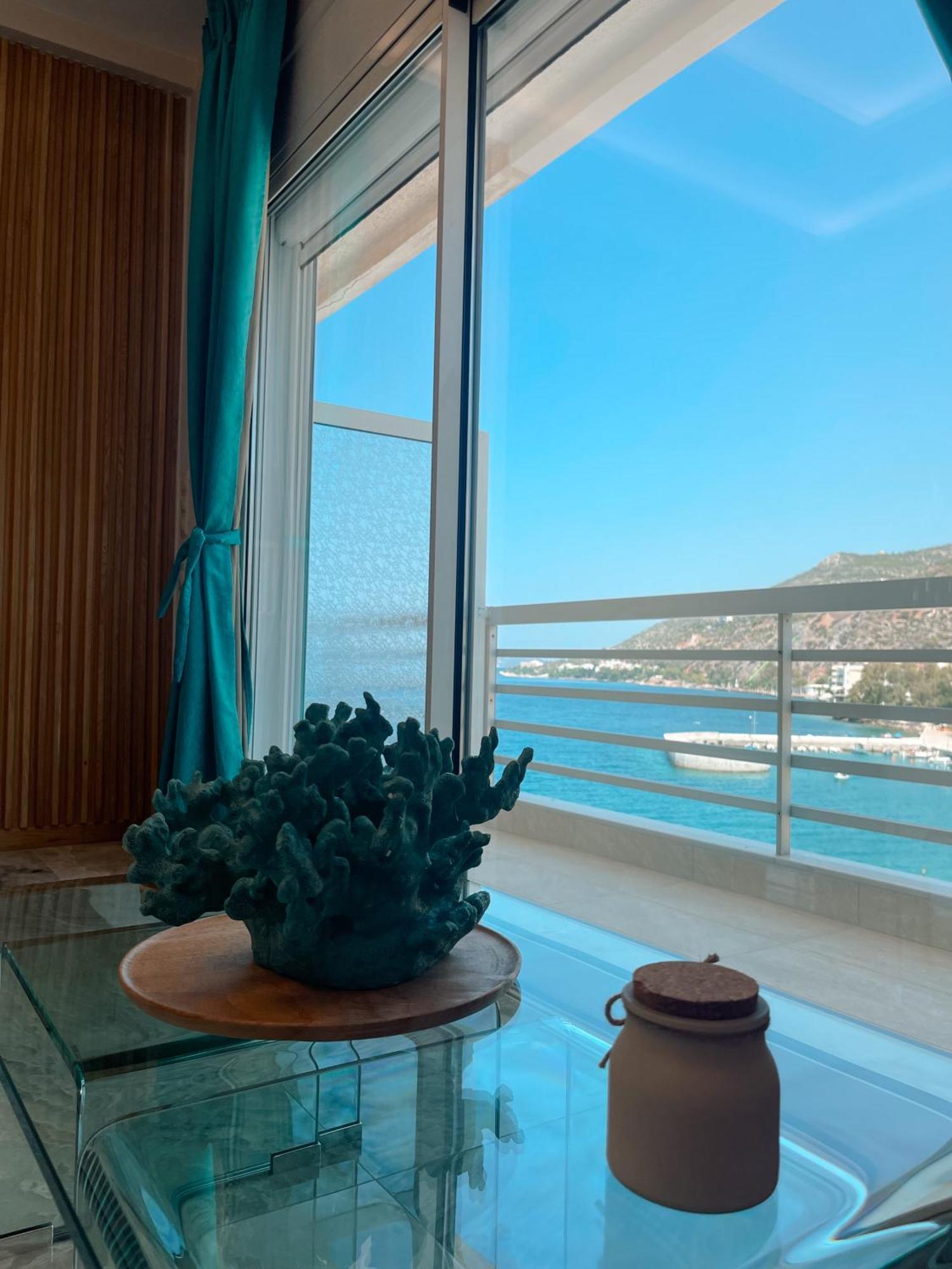 Agora Luxury 8 Apartment